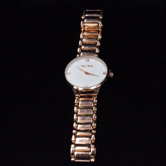 ROSE GOLDTONE/CRYSTAL LINK QUARTZ WATCH - JWTQLF1 - Picture 1 of 5